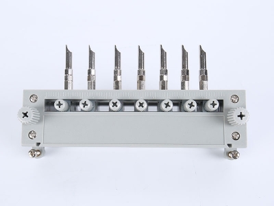 HH301三相國網(wǎng)PC背出線(xiàn)表座（165MM-孔距，七滑塊，M8-螺桿）