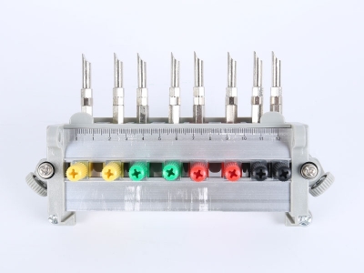 HH2018A三相鋁合金背出線(xiàn)表座（8滑塊,165、180、200MM孔距，M8螺桿）