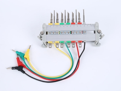 HH2018B三相鋁合金下出線(xiàn)表座帶電壓端子（6滑塊,165孔距，M8螺桿）